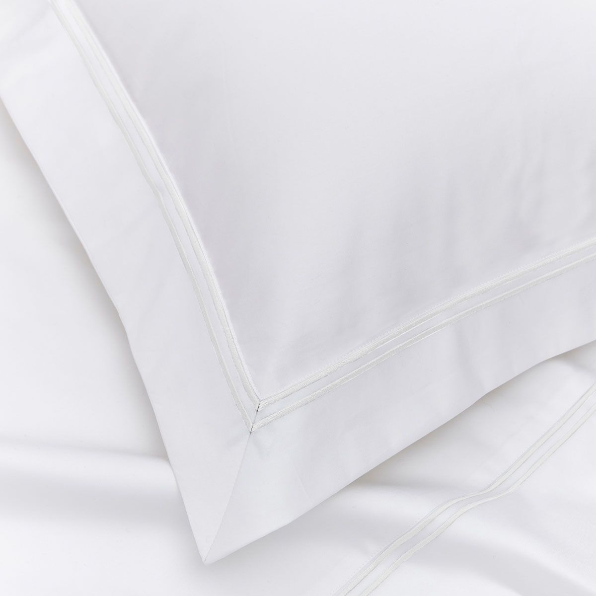Pair of Kensington Oxford Pillowcases 800 Thread Count Egyptain Cotton - White